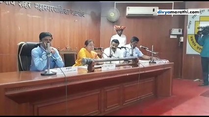 आम्ही अंधारावर चालून जाणार, तुम्हीही सहभागी व्हा, शहरातील विविध क्षेत्रातील महिलांचा उत्स्फूर्त प्रतिसाद