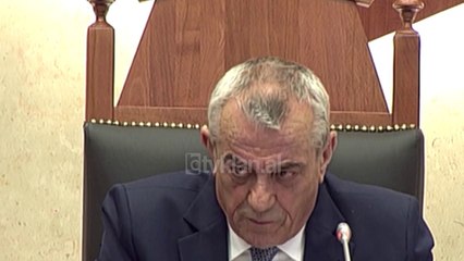 Gramoz Ruçi revoltohet me ministrat: Do te pezulloj seancen