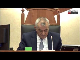 Parlamenti miraton ligjin“anti-shpifje”