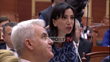 Në seancën parlamentare nuk munguan dhe batutat.Ruçi Enver Roshit: Ulu se e ka fjalën Roshi tjetër