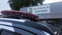 Homem é conduzido para a delegacia de Polícia Civil