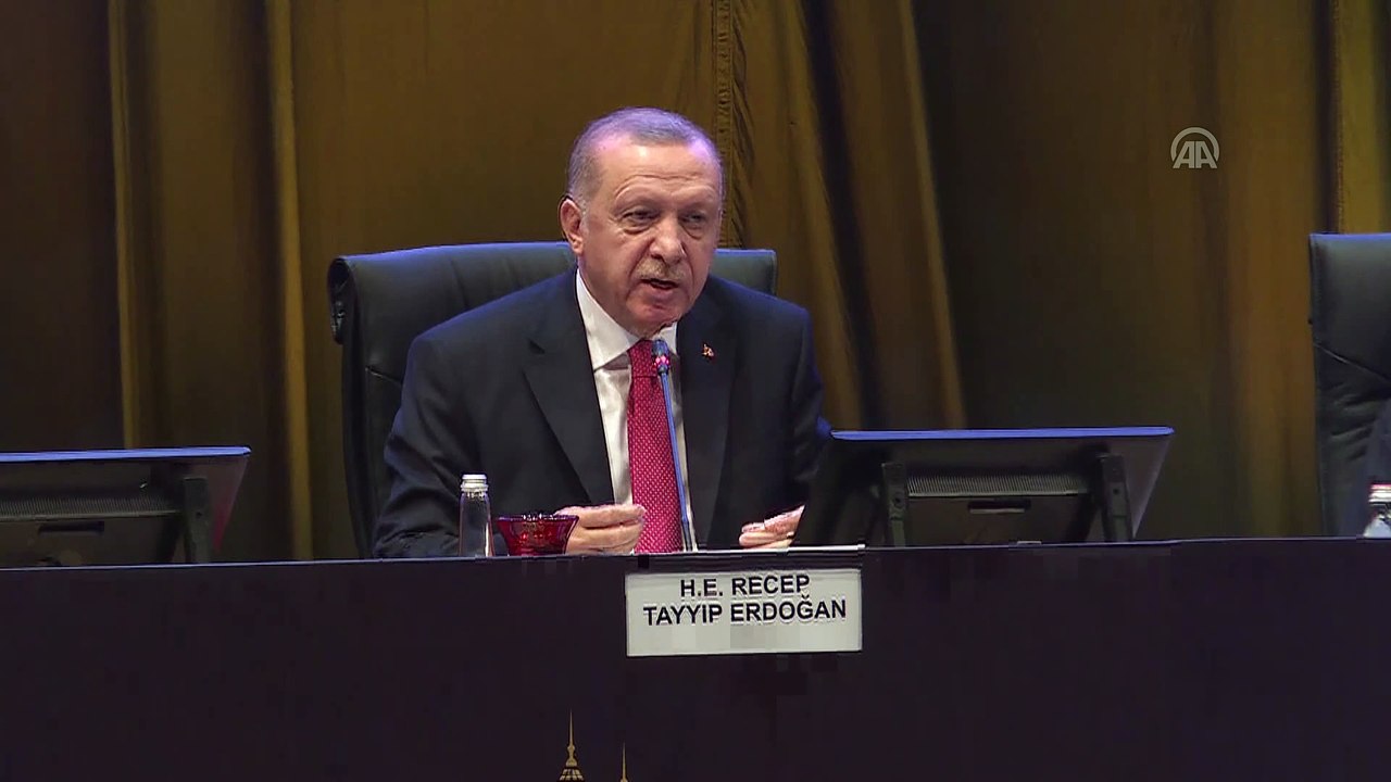 Erdoğan: 'Şu anda İdlib'den 50 bin insan toprak...