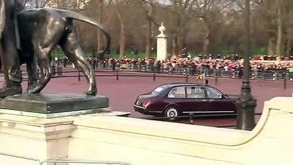 Queen Elizabeth departs for the State Opening of Parliament
