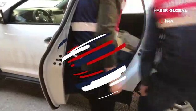 Mersin'de balina kusmuğu operasyonu! Değeri tam 2 milyon 570 bin lira