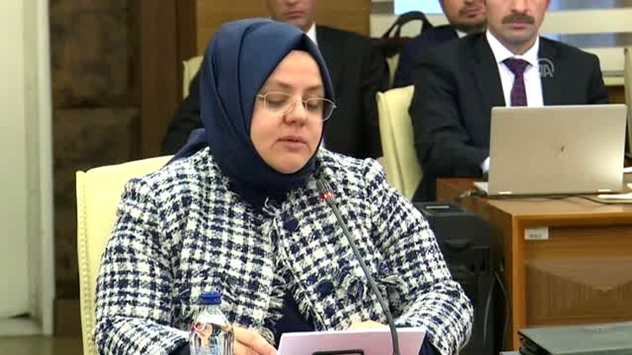 Bakan Zümrüt Selçuk: "Ülkemiz ilk defa çok yüksek insani kalkınma kategorisine yükselmiş oldu"-...