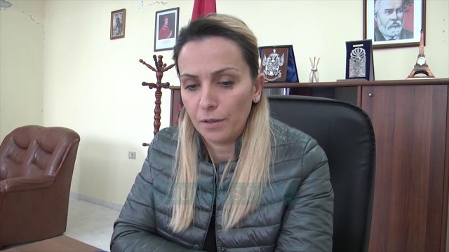 Fadromat shembin pallatet në Laç - News, Lajme - Vizion Plus