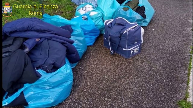 Roma - Merce contraffatta e aggressione agli agenti della Gdf (19.12.19)