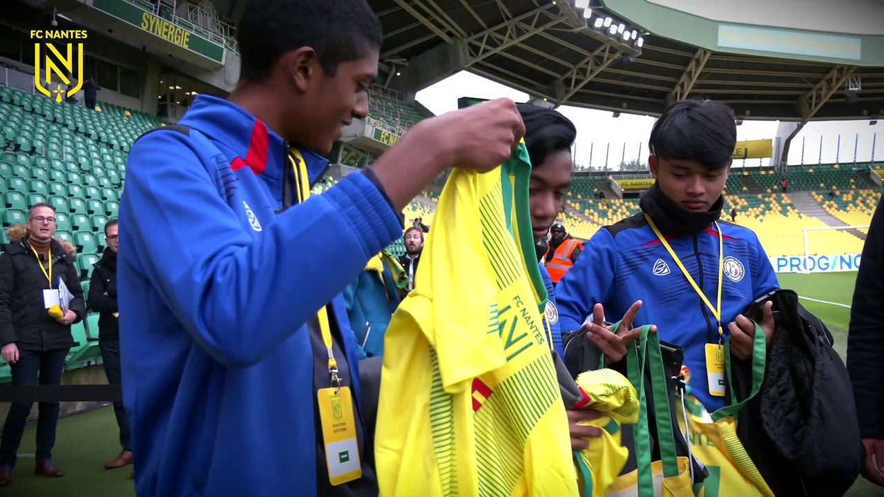 3 jeunes de Singapour en visite au FC Nantes !