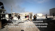 Des secouristes des Casques Blancs sortent une petite fille des décombres après des frappes aériennes
