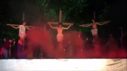 Este hombre le “salva la vida” a Cristo en una procesión