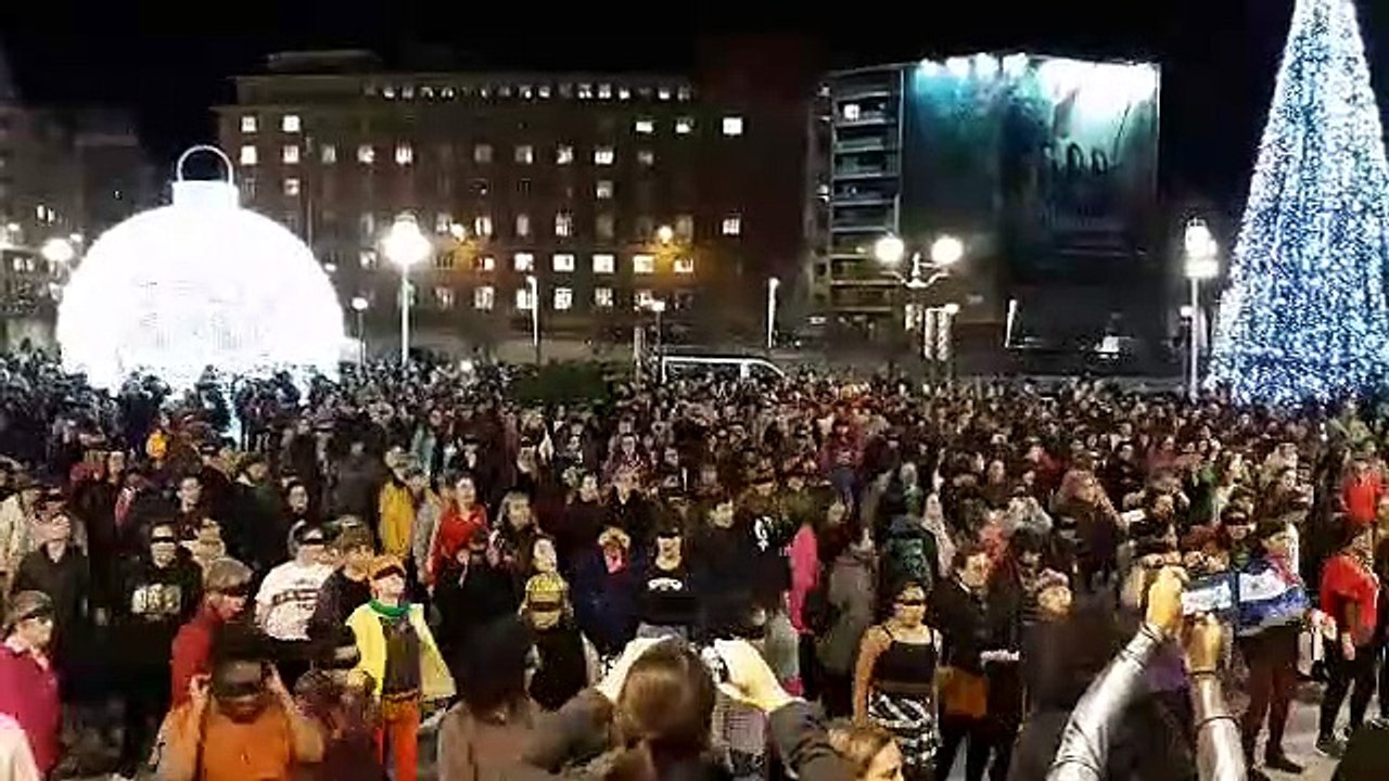 La versión en euskera de 'Un violador en tu camino' resuena en Bilbao