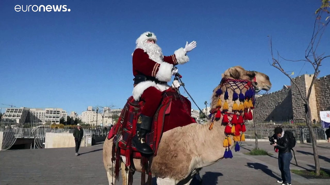 Geschenke bringt der Weichnachtsmann - auf dem Kamel