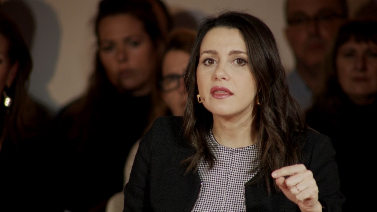 Arrimadas: "Estos no pueden ser interlocutores"