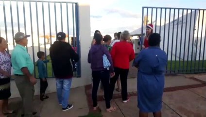 'Natal Para Todos' leva alegria à comunidade no Conjunto Riviera