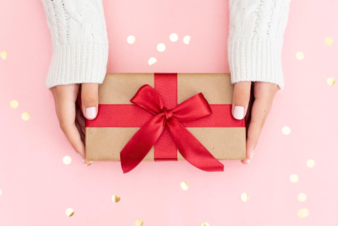 10 Gifts Health Editors Hope Santa Is Leaving Under the Tree This Year