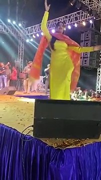 GAJBAN PANI ME CHALI NEW DANCE || SAPNA CHOWDHARY