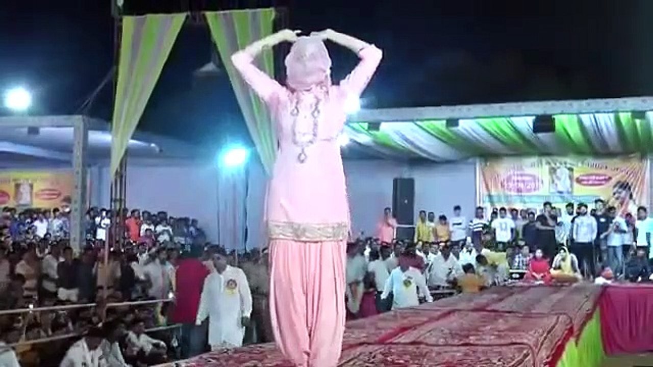 Daman Niche Phari Juti Sapna Choudhary New Dance(360P)