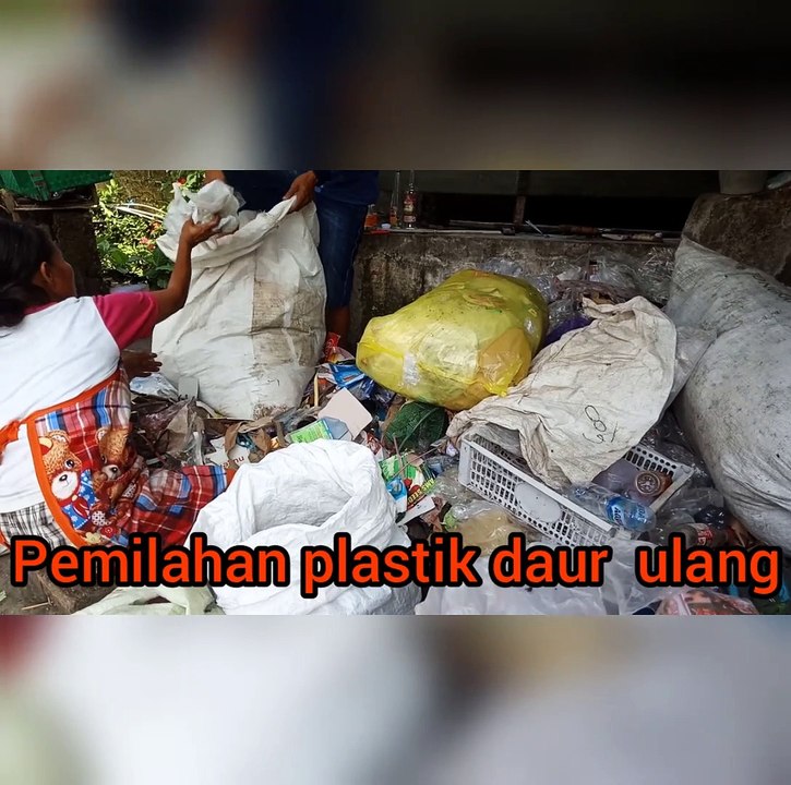 Pemilahan plastik daur ulang