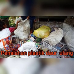 Pemilahan plastik daur ulang