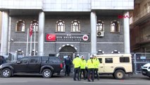 Diyarbakır sur belediye başkanı hdp'li buluttekin ile 2 meclis üyesine terör gözaltısı