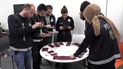 İstanbul Havalimanı'nda sahte evrakla Fransa'ya gitmek isteyen 34 kişi yakalandı
