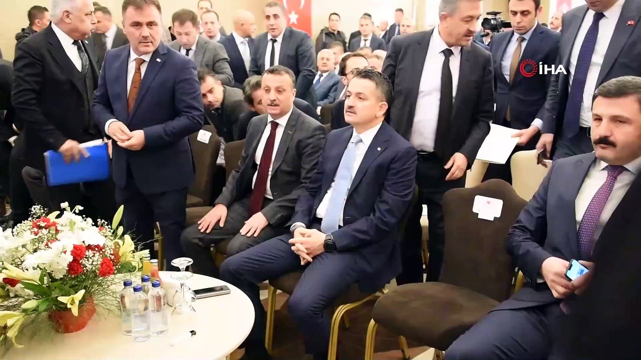 Bakan Pakdemirli: "Hakiki Arıcılarımın Emeğini Çalanlara Asla ve Asla Müsaade Etmeyeceğiz”