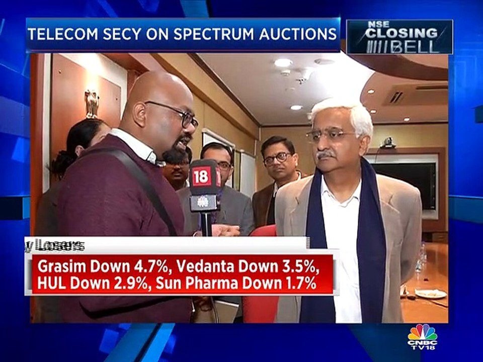 Telecom Secy Anshu Prakash expects robust competition and good participation from telcos for spectrum bids