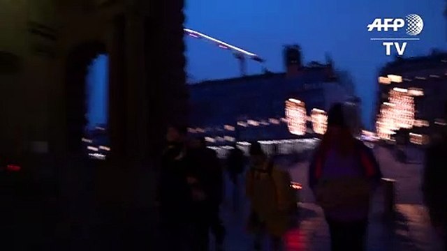Greta Thunberg arrive au Parlement suédois pour Fridays For Future