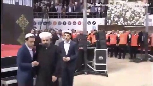 Suriyeli Tarikat Liderinin Elini Öpen Adalet Bakanı Gül: Hatırlamıyorum