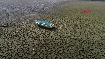 Bursa'da tarım arazilerine hayat veren gölbaşı barajı, kurudu