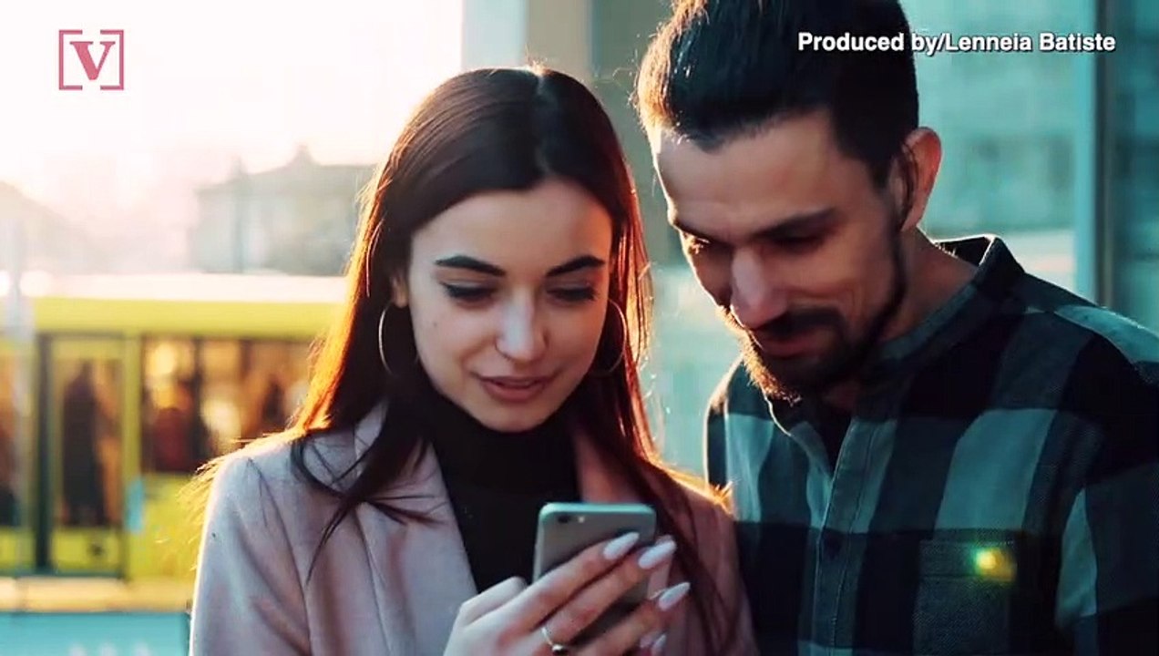 Should You Turn Off 'Read Receipts' In Your Relationship?