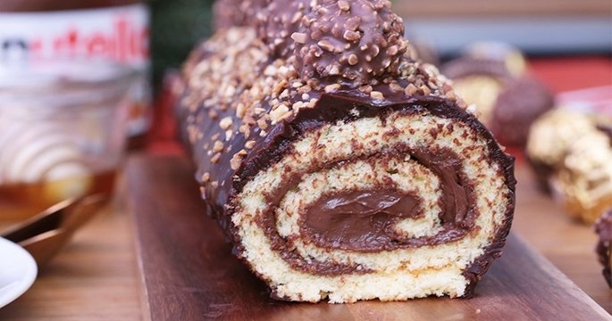 Succombez au charme exquis de notre bûche au ferrero rocher et au Nutella !