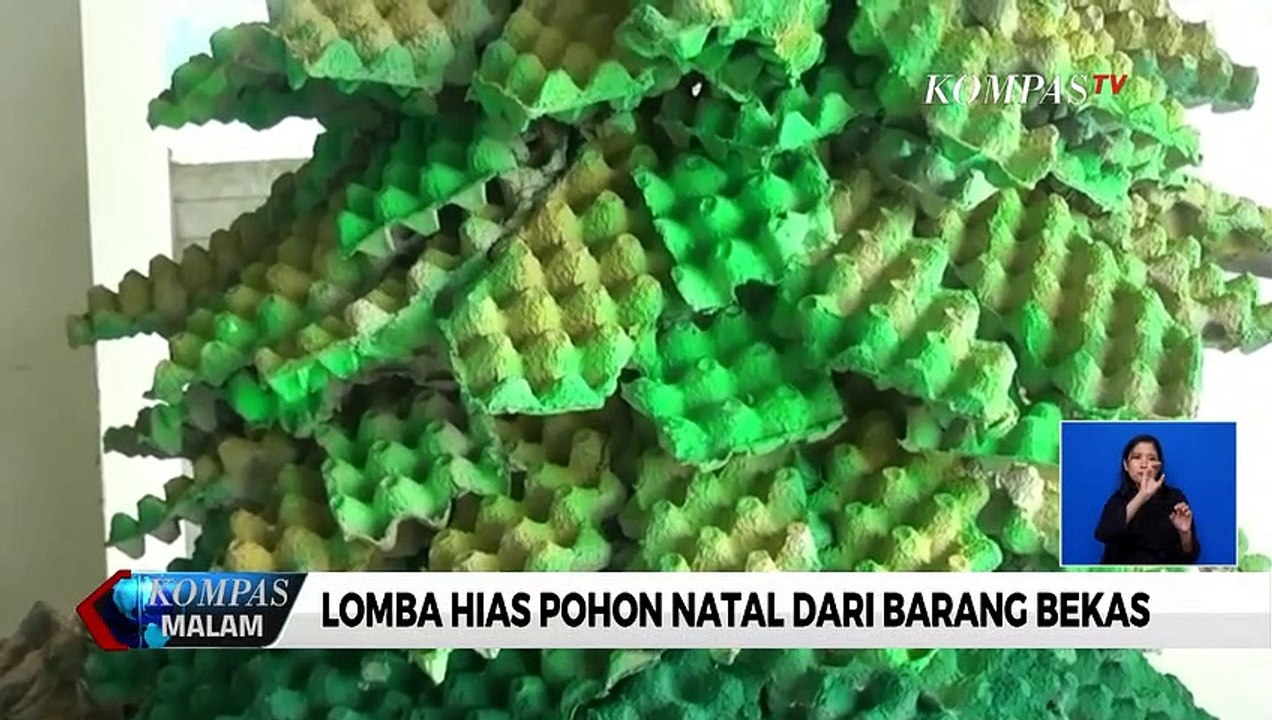 Gunakan Barang Bekas, Jemaat Dukung Program Pemkot Lewat Pohon Natal Daur Ulang