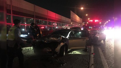 경남 고속도로 나들목서 8중 추돌...8명 사상 / YTN