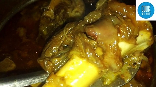 Beef Paya with bone marrow ,Paya recipe/goat trotters/پائے کا سالن (how to make beef trottres curry winter SPECIAL RECIPE by COOKWITHNOORY