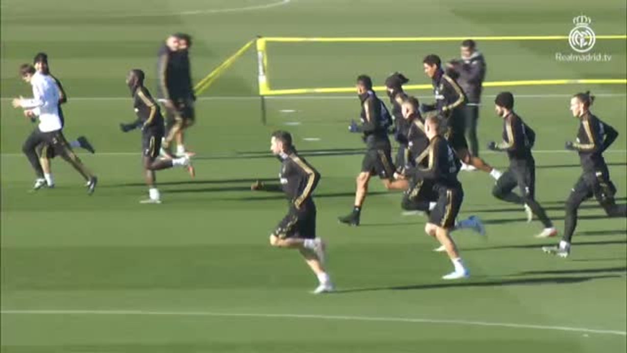 Hazard trabaja en el gimnasio para acortar los plazos de su lesión