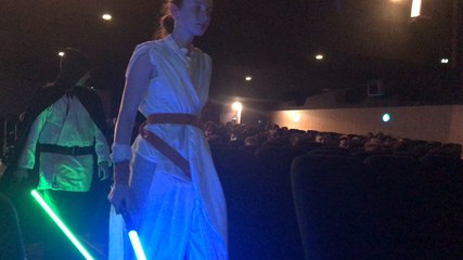 Démonstration de sabre laser