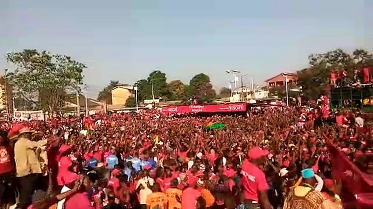 L'hymne du FNDC résonne en chœurs à l'esplanade du stade du 28 septembre
