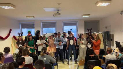 Le noël des enfants au CHU de Dijon grâce aux étudiants en médecine de l'association ANEMONE