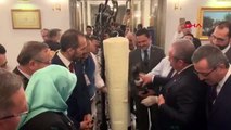Meclis başkanı mustafa şentop maraş dondurması kesti