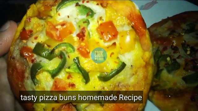 Tasty pizza buns homemade-Tawa Pizza Without Yeast - QChicken Tikka Pizza Without Oven - uick and Easy Pizza Recipe easy after school snack recipes Mini Pizza on Tawa - Without Oven Vegetable Mini Pizza for kids