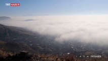 Elazığ'ın tarihi mahallesinde sis manzarası