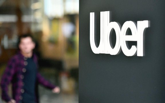 Uber and Lyft Are Calling Off Service to Phoenix Airport Due to Fee Increase