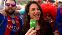 El penoso acoso sexual de hinchas del Barça a una guapa y valiente reportera francesa