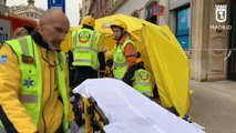 Herida muy grave una mujer al caerle los cascotes de una cornisa en el centro de Madrid