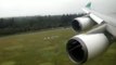 L'atterrissage incroyable d'un Boeing 747 sur piste inondée