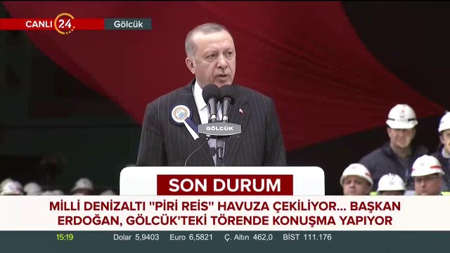 Milli denizaltı ''Piri Reis'' havuza çekiliyor
