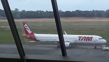 [SBEG Spotting]Airbus A321 PT-XPG inicia pushback antes de decolar para Fortaleza(21/12/2019)