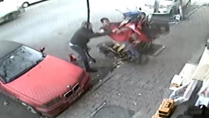 Motosiklet şaha kalktı ve...