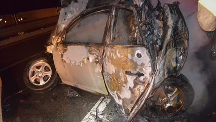 충남 당진에서 통근버스가 승용차 추돌...14명 부상 / YTN